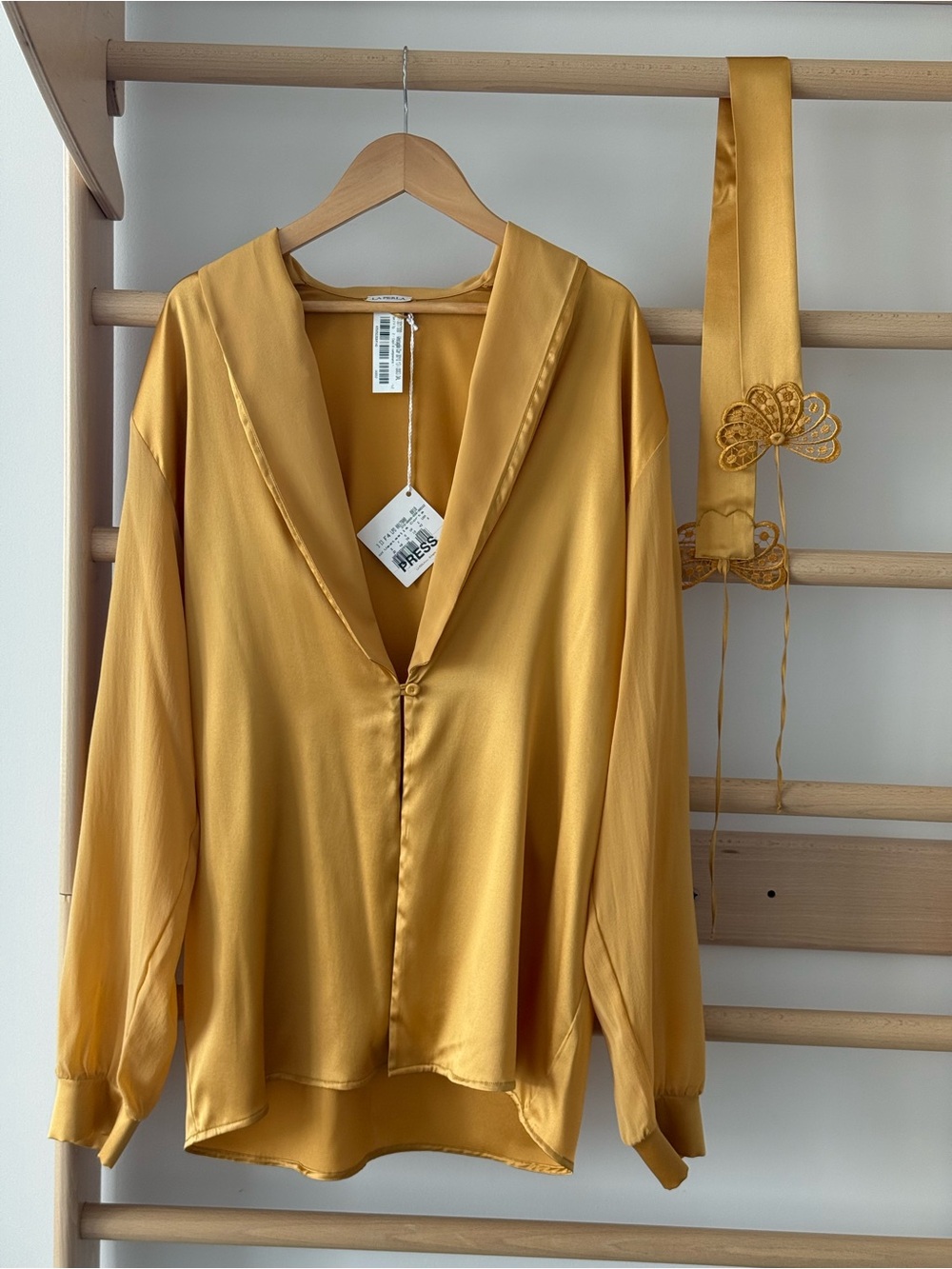 NWT La Perla Gold Silk Kimono Blouse / Short Robe with Embroidered Lace Belt
